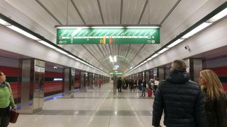 空港バスからの乗り継ぎに利用