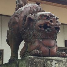 素敵な狛犬です