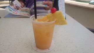 利用しやすいカジュアルなバー