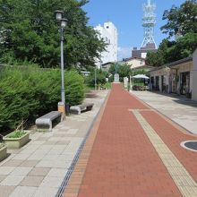 ２入口から広場内