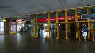 にぎやかな市街地です