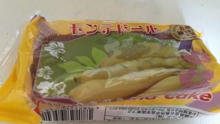 宮古島でとても有名なケーキ店です。