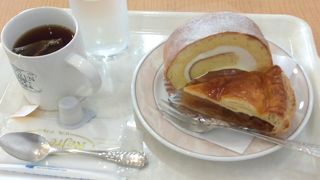 レストランのケーキ