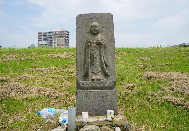 利根川でもサケ漁が行われていたことを示す遺構