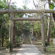 絶海の孤島にある神社