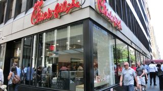 チックフィレイ (46丁目6番街店)