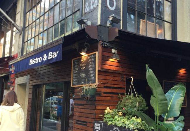 アッパーイーストサイドの気軽なビストロ