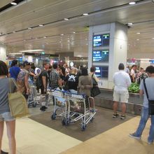 シンガポール チャンギ国際空港 (SIN)