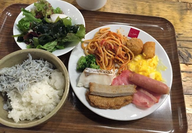 大満足の朝食