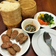 ラオスソーセージ