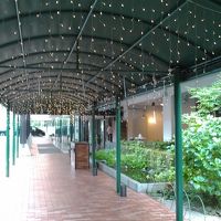 エレベーターを降り入口へ