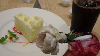 洗練されたカフェ