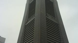 関東一高いビル