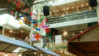 色々なイタリア食材が充実の巨大店舗 ミラノのイータリー