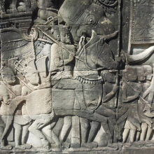 第一回廊のレリーフ（クメール軍の行進）