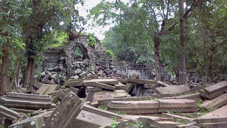崩壊進行中のベンメリア遺跡