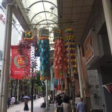 日に日に飾りも増えてきます。