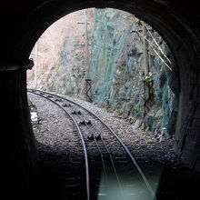 長峰トンネルを出ます。