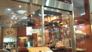 ゆったり空間で美しいビビンバ