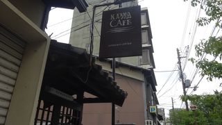 お手軽にカフェの川床