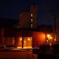 夜明け前に温泉に入りに行った帰りです。