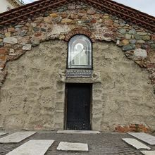 ここからは 入れませんが、かわいい入口