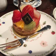 ケーキが美味しいです By ポンパドール 横濱元町 霧笛楼のクチコミ フォートラベル ケーキが美味しいです By ポンパドール 横濱元町 霧笛楼のクチコミ フォートラベル