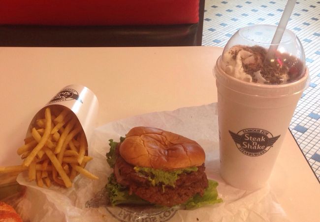 ステーキ アンド シェイク