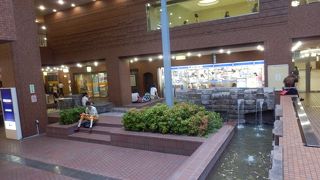 54階レストラン街が閉鎖