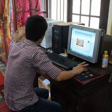 その場でプリントアウト。