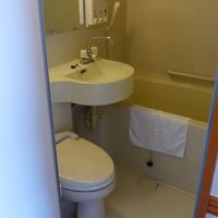 広くはないが、許容範囲内。