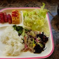 私が持って来た朝食です。