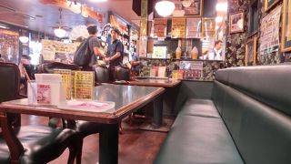 地元のレストラン