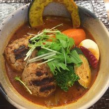 期間限定の鶏梅ハンバーグカリー