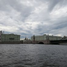 船の上から見るネヴァ川