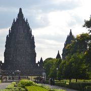 ロロ・ジョグラン以下夥しい寺院遺跡