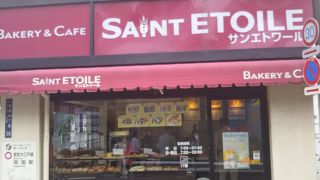 地もとのパン屋さん