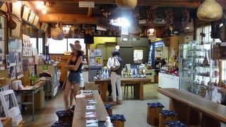 酒造メーカー吉乃川の直営販売所？