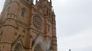 綺麗な建物です