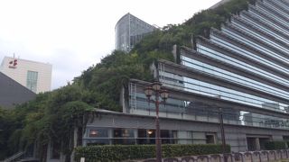 都会のオアシス