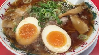 思いの外脂っこくない背脂入りラーメン