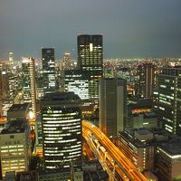 高層階のクラブフロア。夜景はこの通り