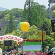 どこか１日は雨が降るというジンクスあり