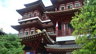 お釈迦様の歯をお祀りしています