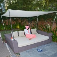 専用のビーチベッド。早朝からここでリラックスタイム。