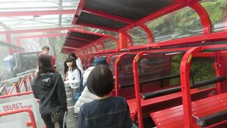 ブルーマウンテンの観光スポットです