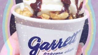 チーズメーカーとのコラボです