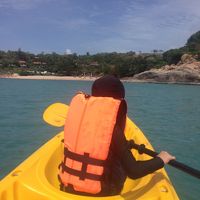 ビーチでシーカヤック