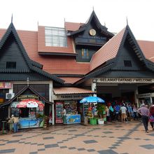 タワーの入り口