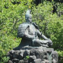 源頼朝像があります